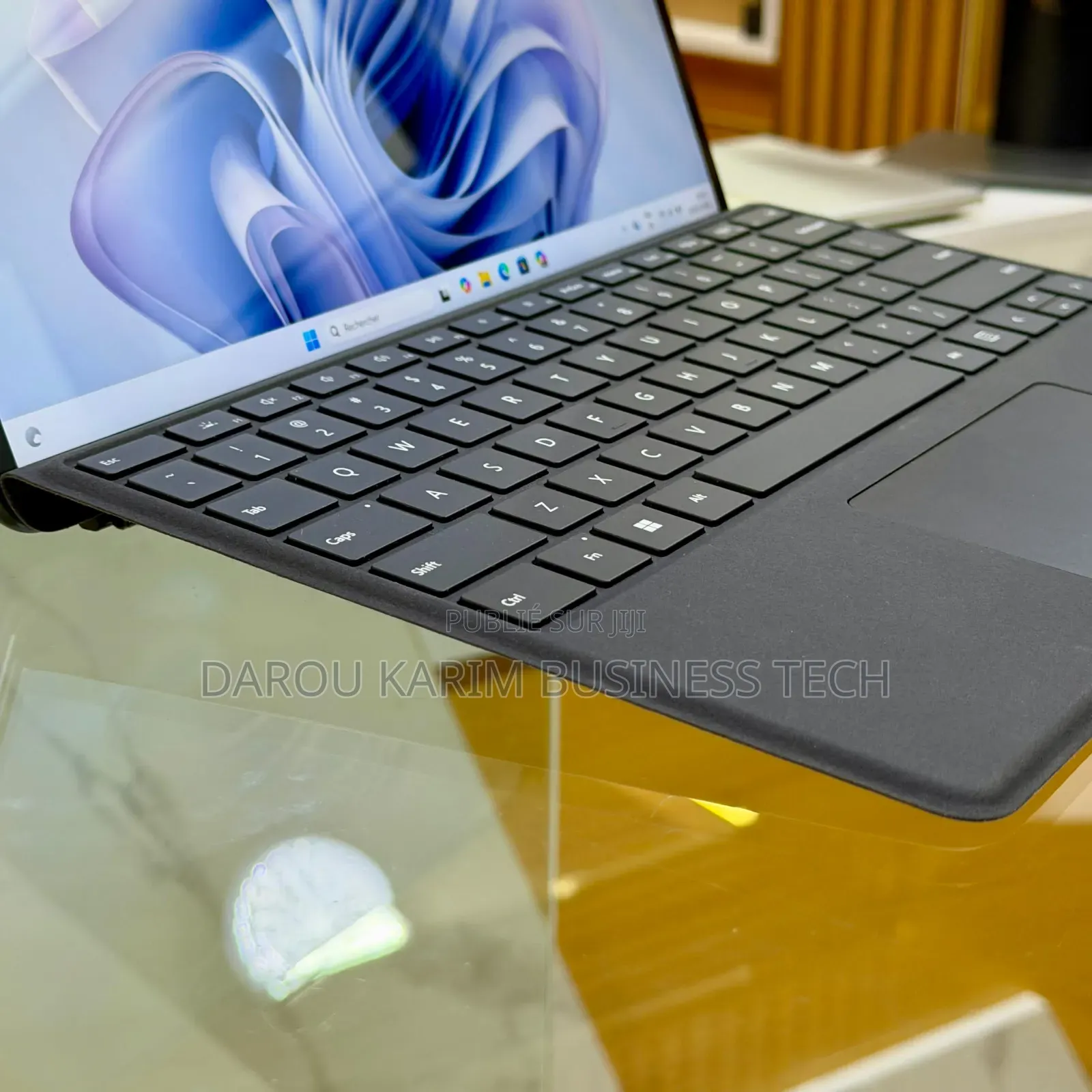 Nouveau Microsoft Surface Pro 9 16GB Intel Core i7 SSD 512GB