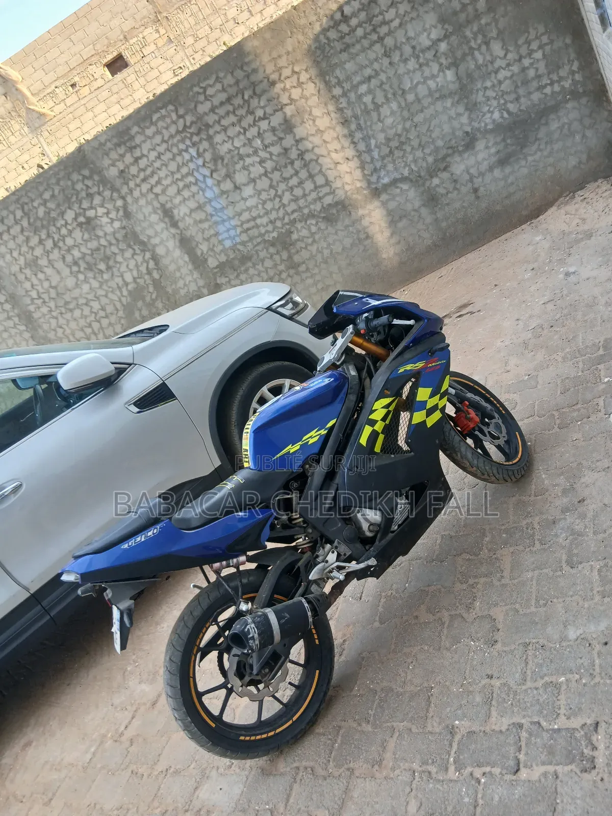 Aprilia RS 2014 Bleu