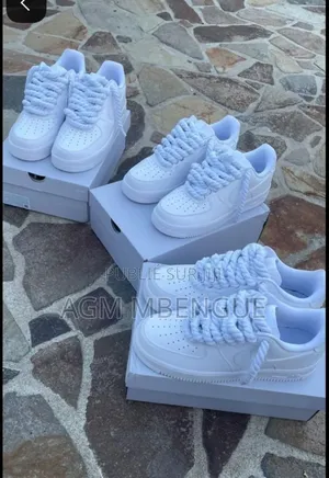 Air Force Blanc Disponible Premier Arrivé Premier Servi
