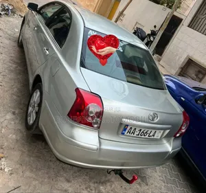 Toyota Avensis 2008 Blanc