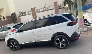 Peugeot 5008 2018 Blanc