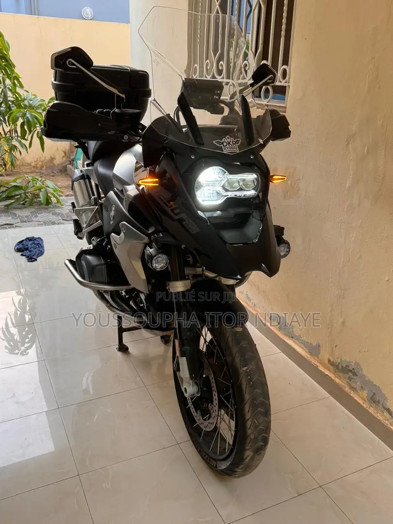 BMW R1250GS 2022 Noir