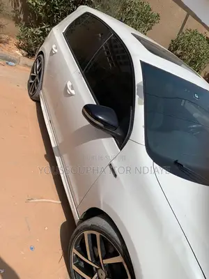 Volkswagen Golf R 4-Door 2015 Blanc