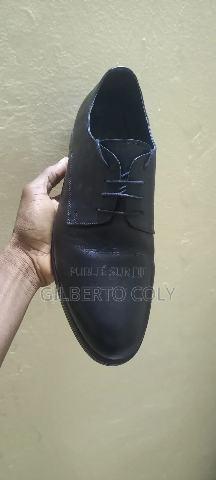 Chaussure De Ville En Cuir