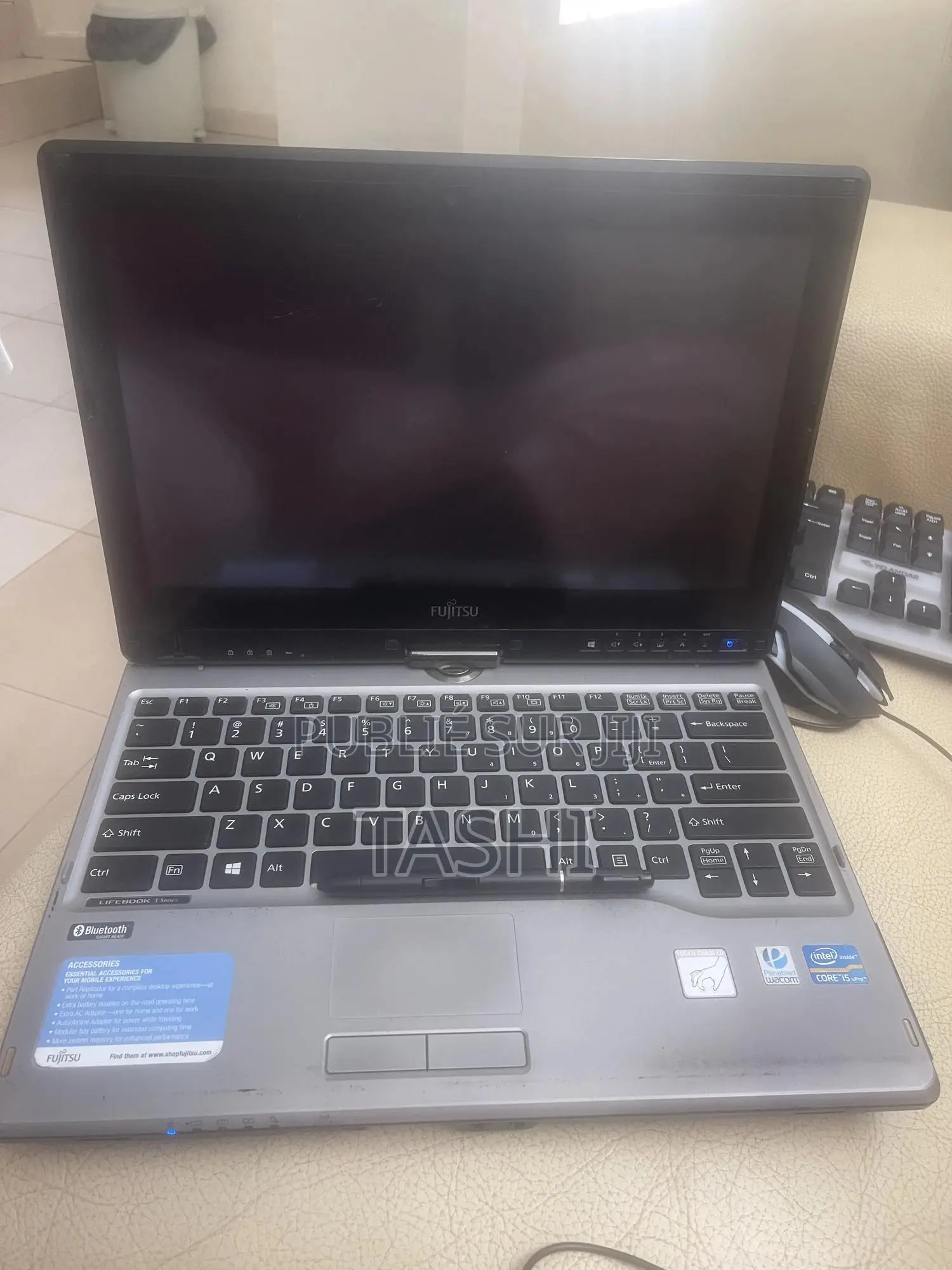 Ordinateur portable Fujitsu Amilo Li3710 8GB Intel Core i5 HDD+SSD 32GB
