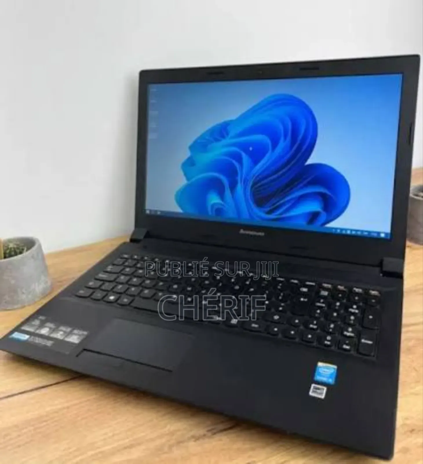 Ordinateur portable Lenovo B570 8GB Intel Core i3 SSD 256GB