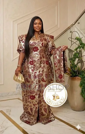 Grand Boubou Brocard Très Classe Disponible