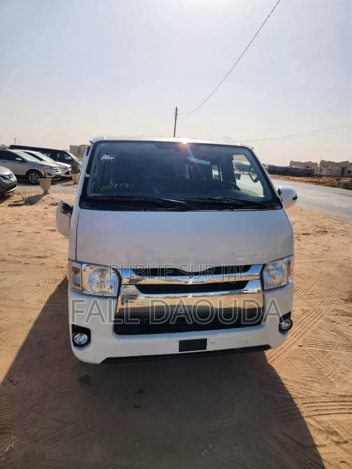 Toyota HiAce 2017 Blanc