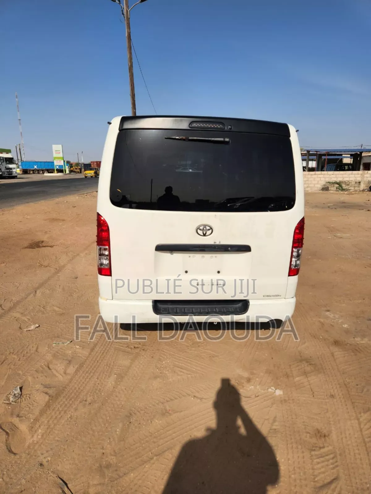Toyota HiAce 2017 Blanc