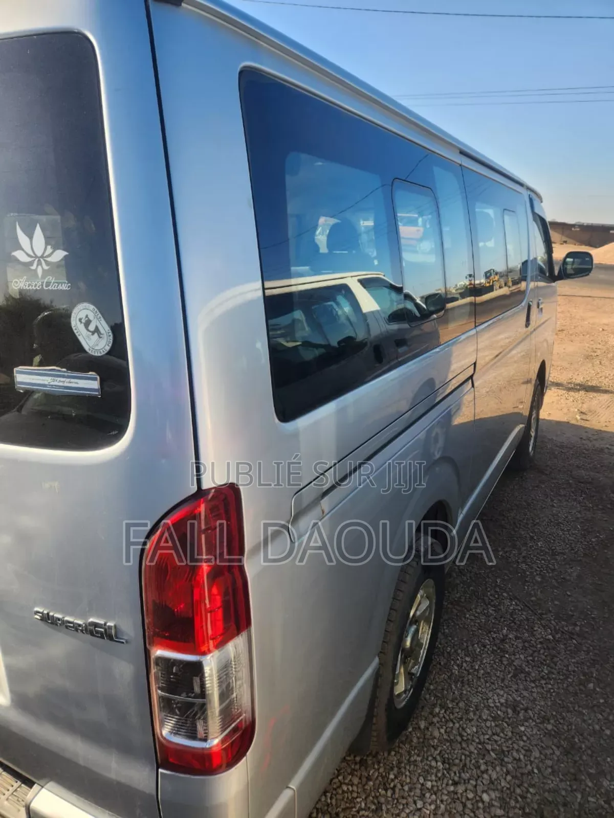 Toyota HiAce 2017 Blanc