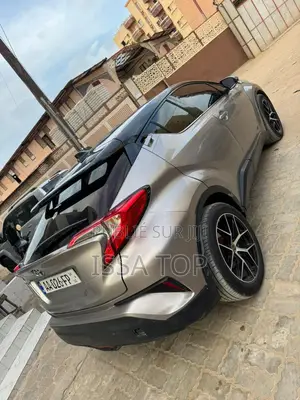 Toyota C-HR 2017 Gris
