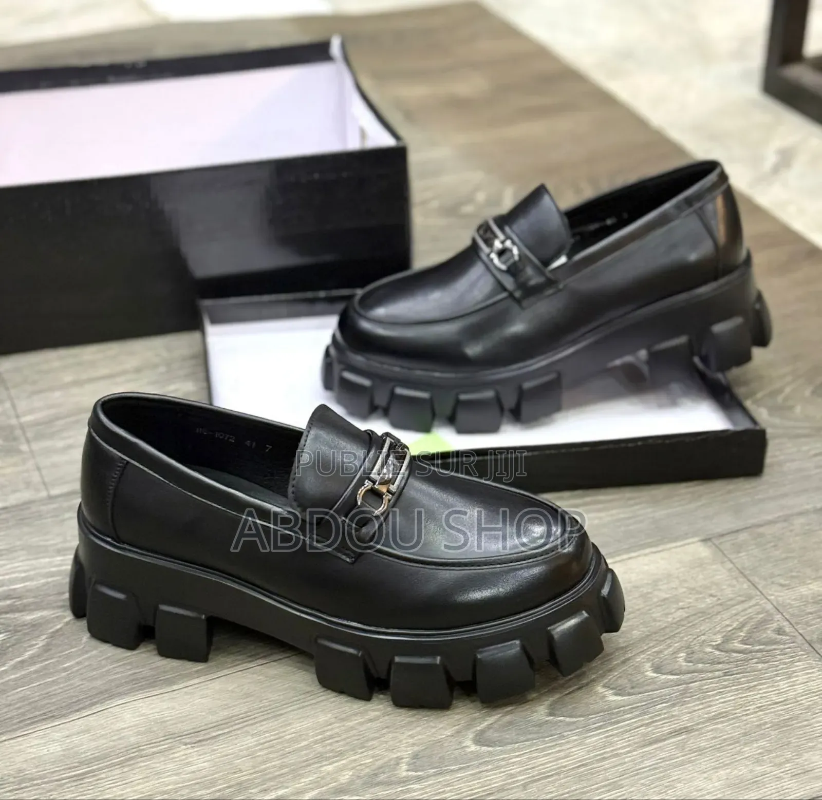 Chaussure Prada Original Disponible