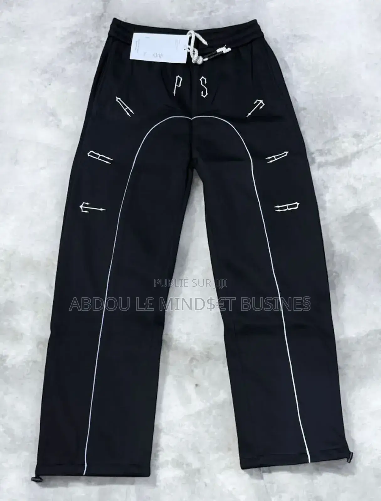 Bas Large Jogging Disponible