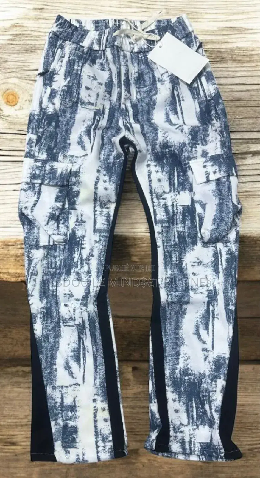 Pantalon Bas Large Cargo Disponible