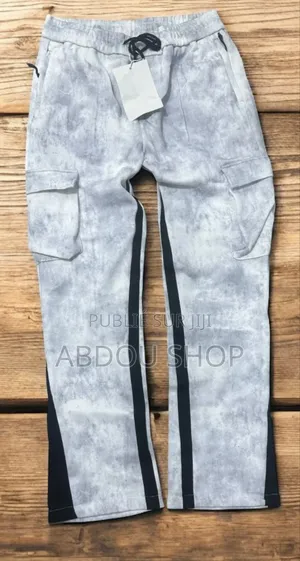 Pantalon Bas Large Cargo Disponible