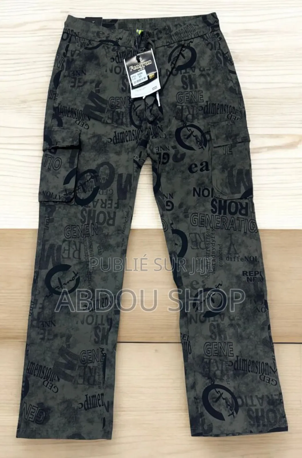 Pantalon Bas Large Cargo Disponible