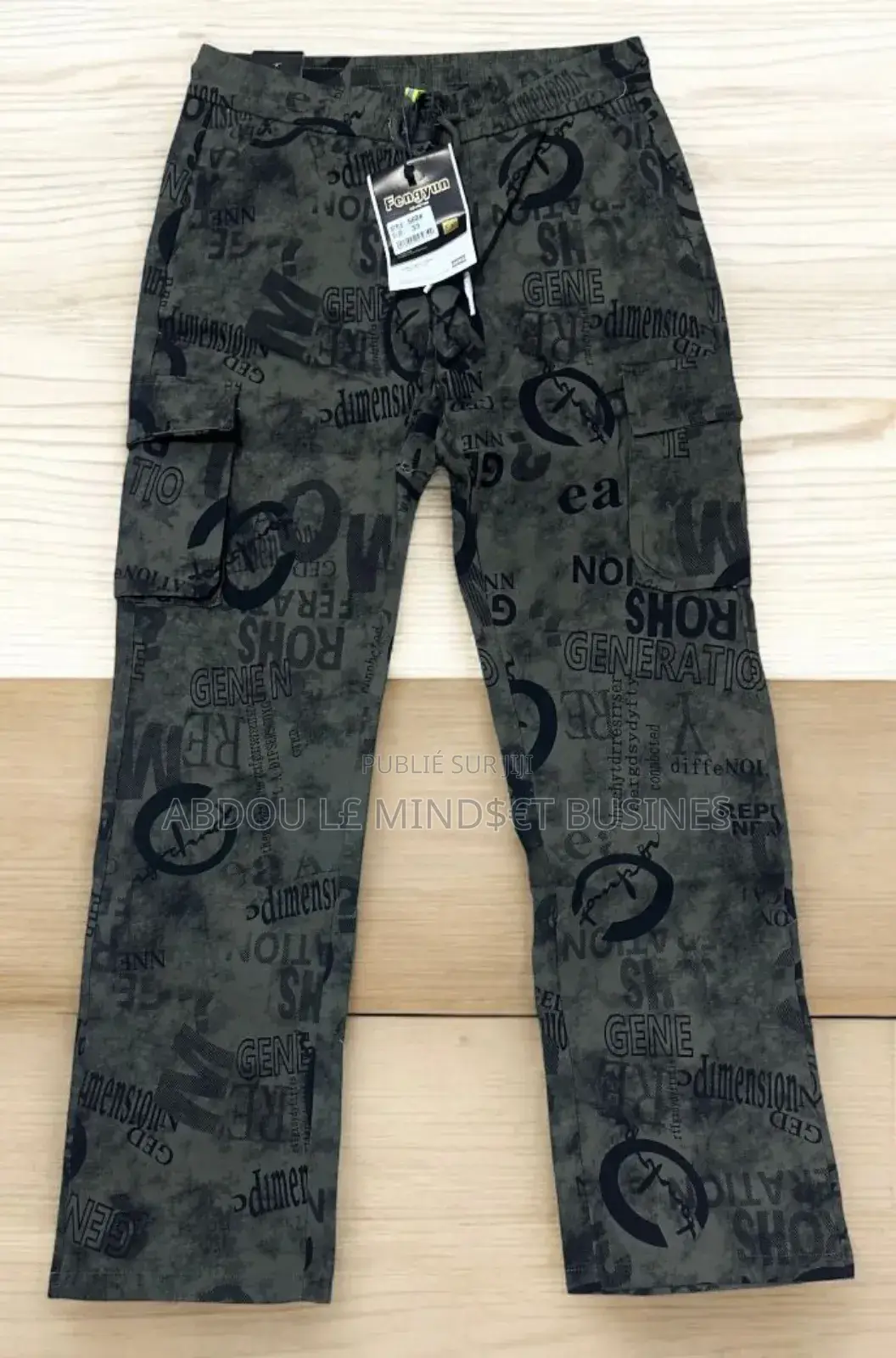 Pantalon Bas Large Cargo Disponible