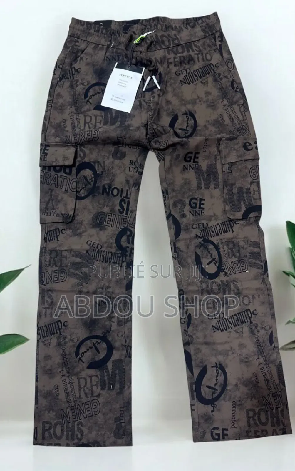 Pantalon Bas Large Cargo Disponible