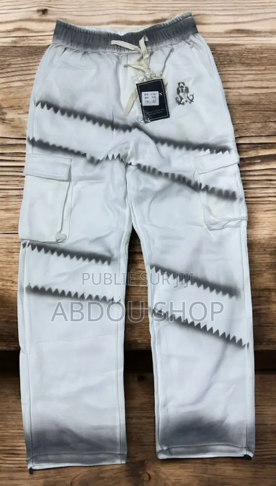 Pantalon Bas Large Cargo Disponible
