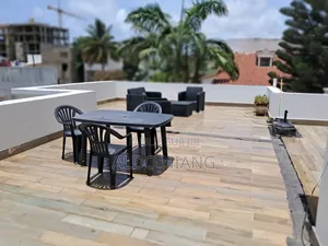 Furnished 5chbre Villa dans Limaldo Immo, Sicap-Liberté à Vendre