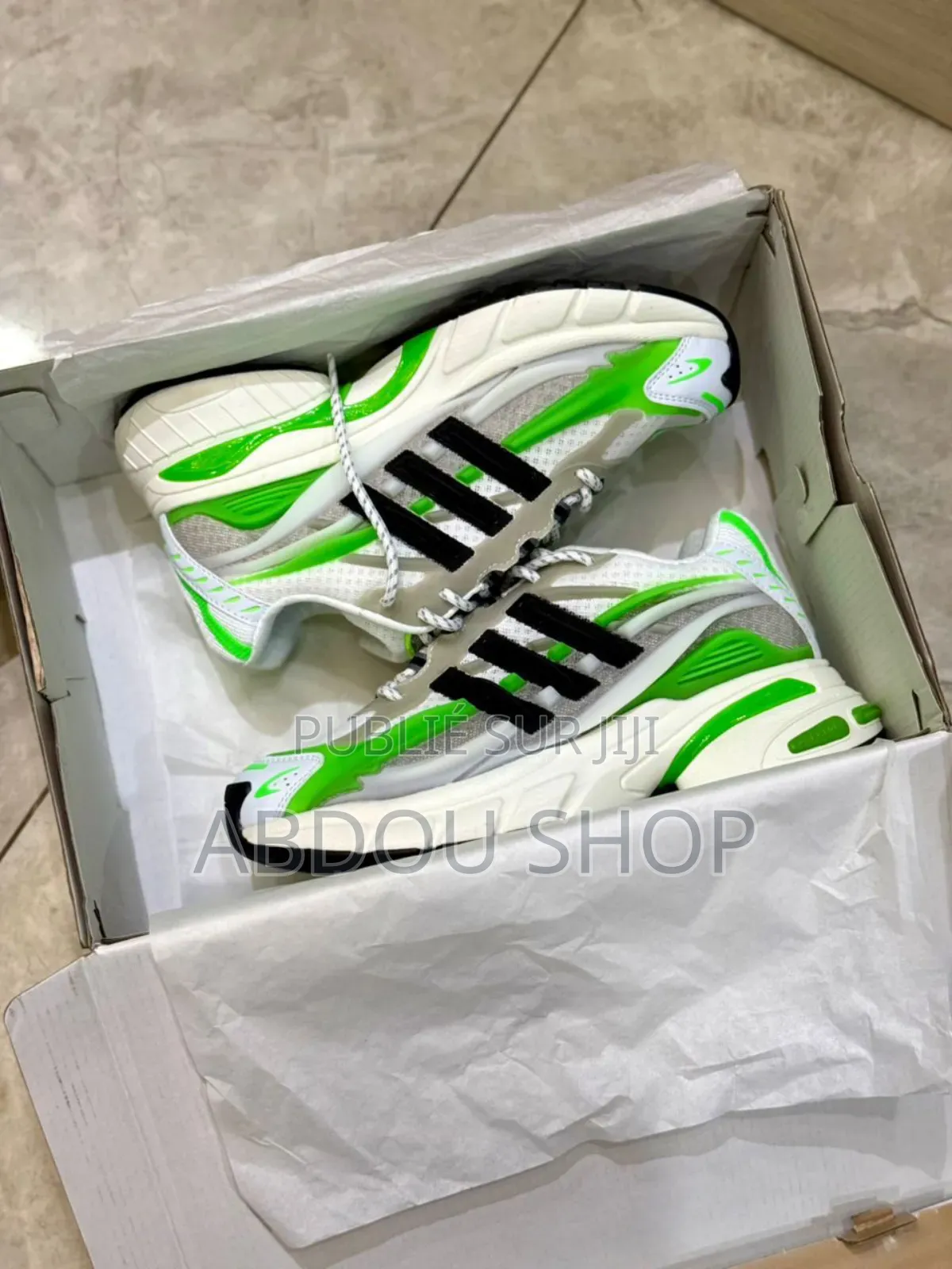 Chaussure Adidas Original Disponible