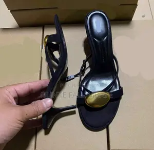 Chic Est Glamour Pour Votre Sortie