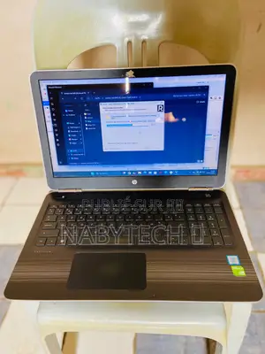 Ordinateur portable HP Pavilion 15 8GB Intel Core i7 SSD 256GB