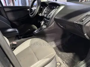 Ford Focus 2013 Gris