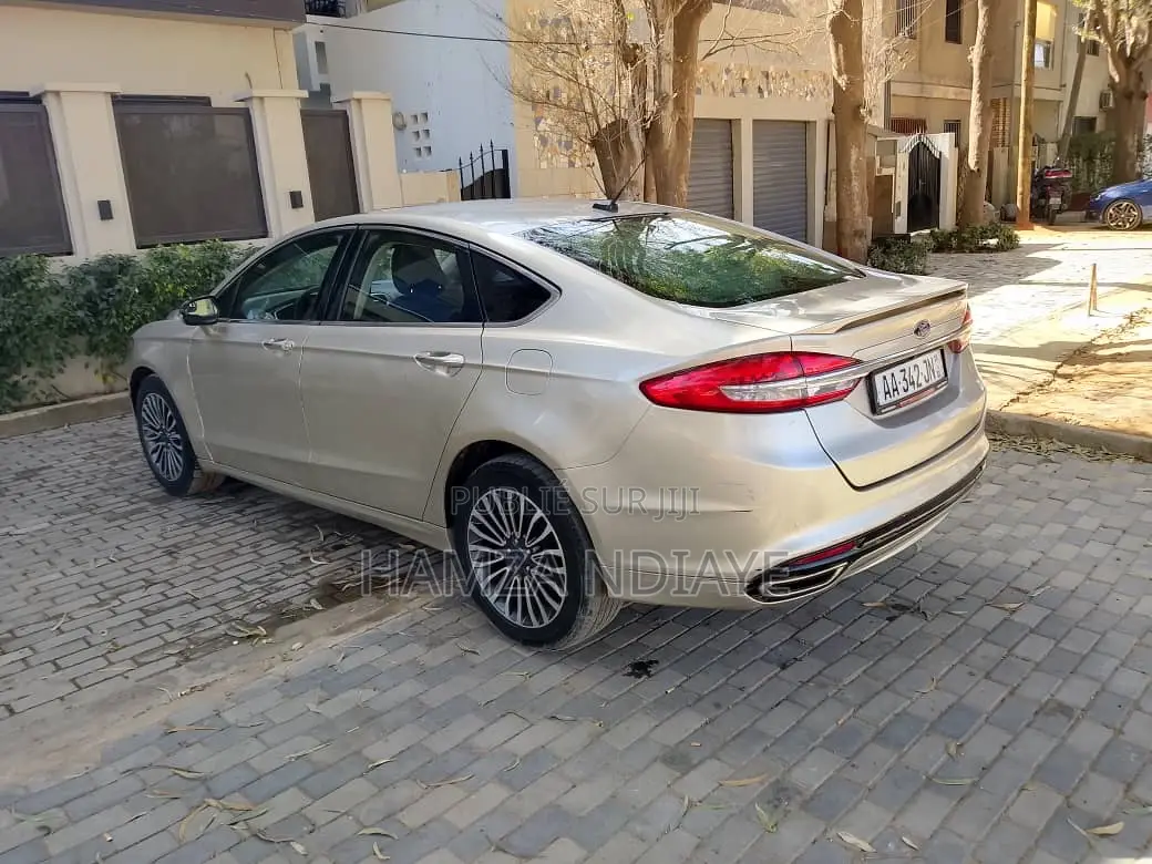 Ford Fusion 2017 Gris
