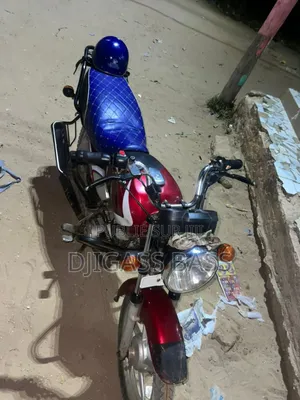 TVS Autre 2018 Rouge