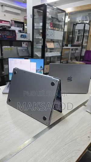 Apple MacBook Pro 2021 M1 16GB Apple M1 Pro SSD 512GB