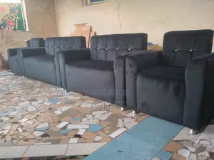 Salon Mini 7place Disponible