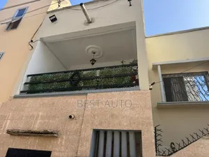 Villa À Vendre Au Sacré Cœur