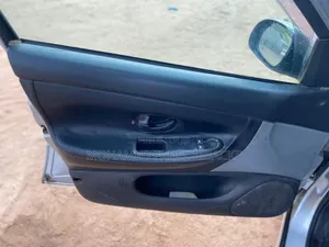 Peugeot 408 2002 Gris