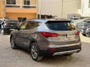 Hyundai Santa Fe 2015 Gris