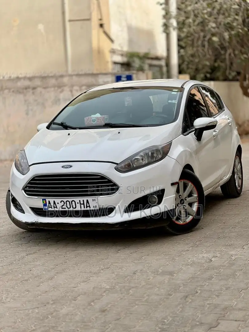 Ford Fiesta 2014 Blanc