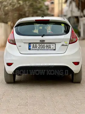 Ford Fiesta 2014 Blanc