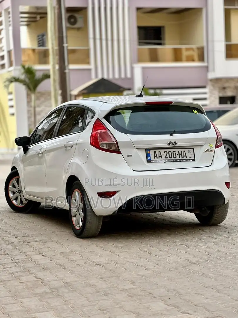 Ford Fiesta 2014 Blanc