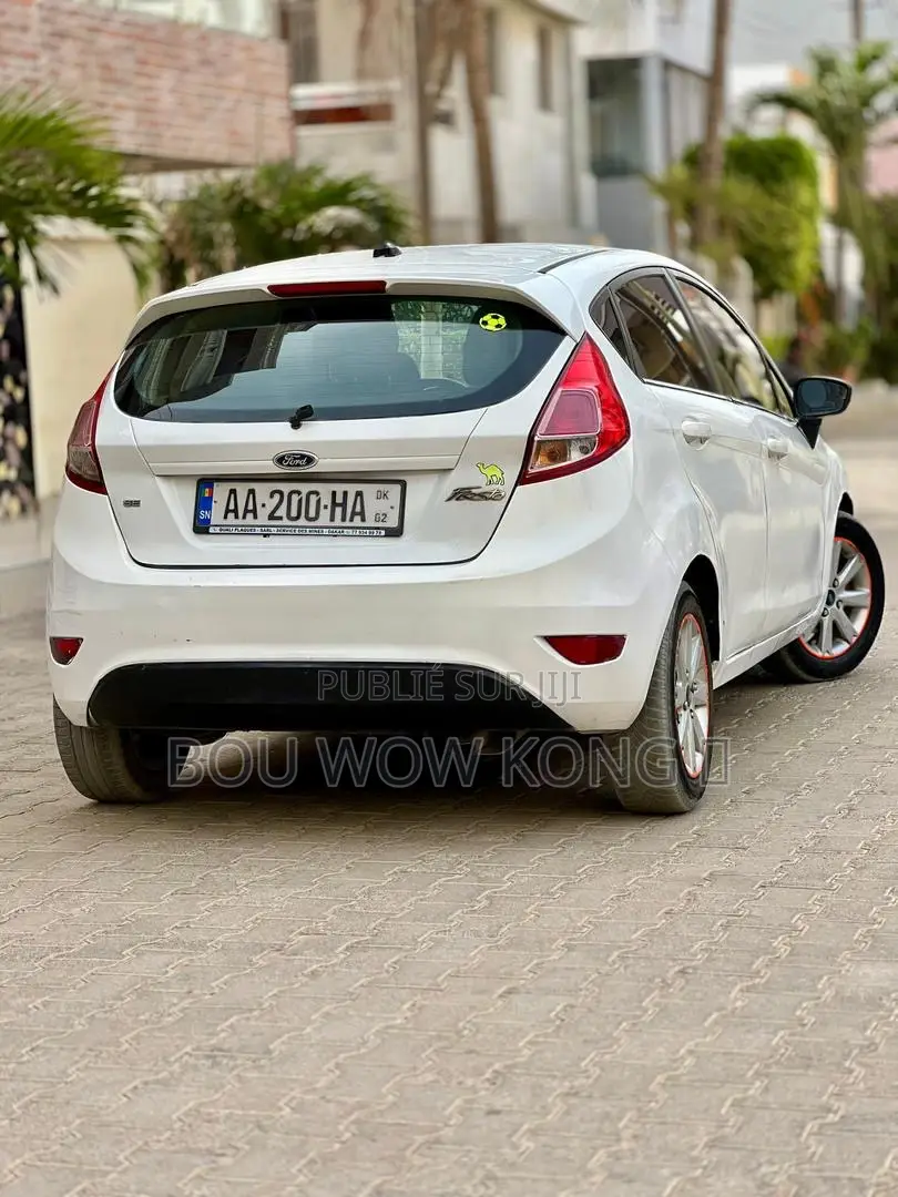 Ford Fiesta 2014 Blanc