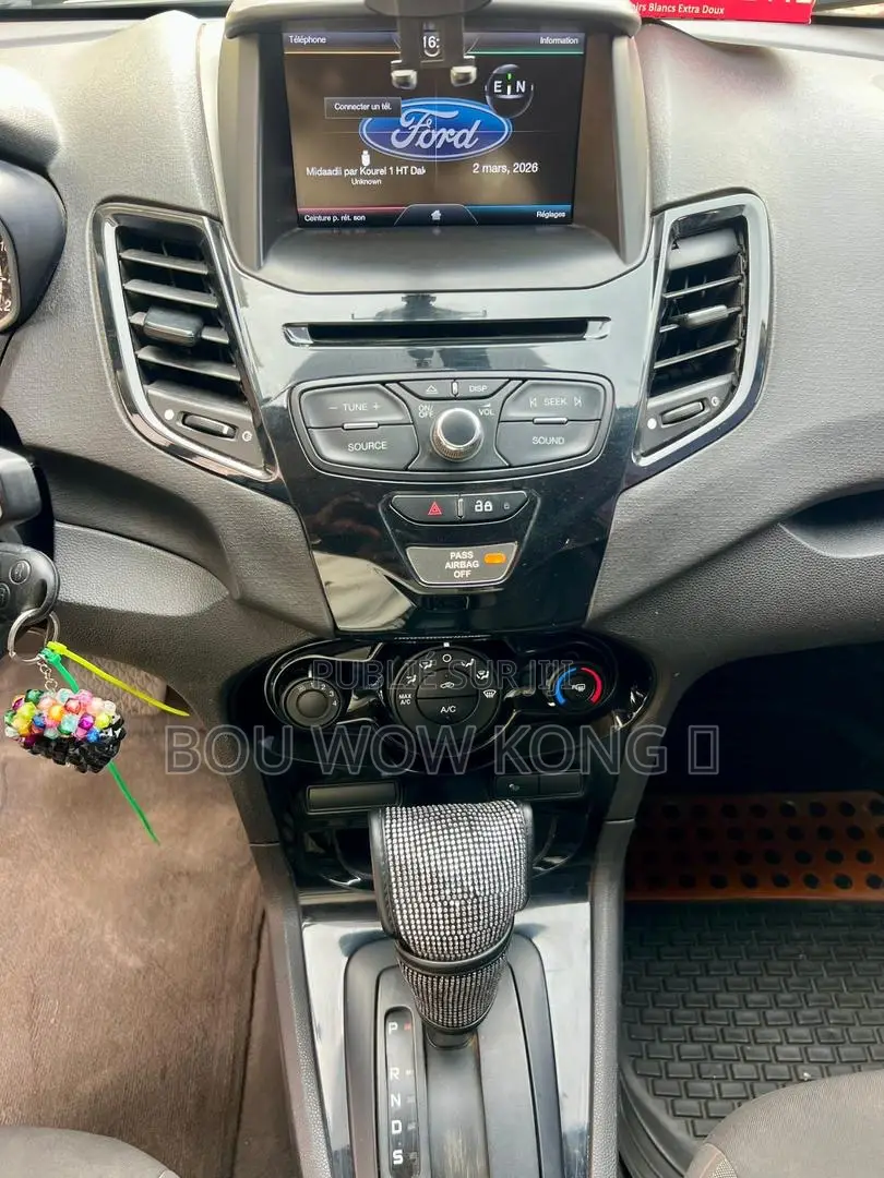 Ford Fiesta 2014 Blanc