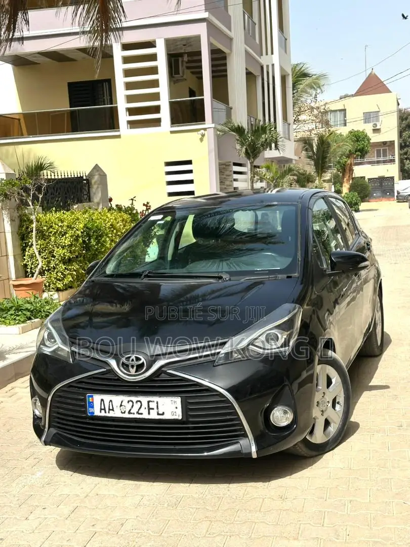 Toyota Yaris L Hatchback 3dr 2015 Noir