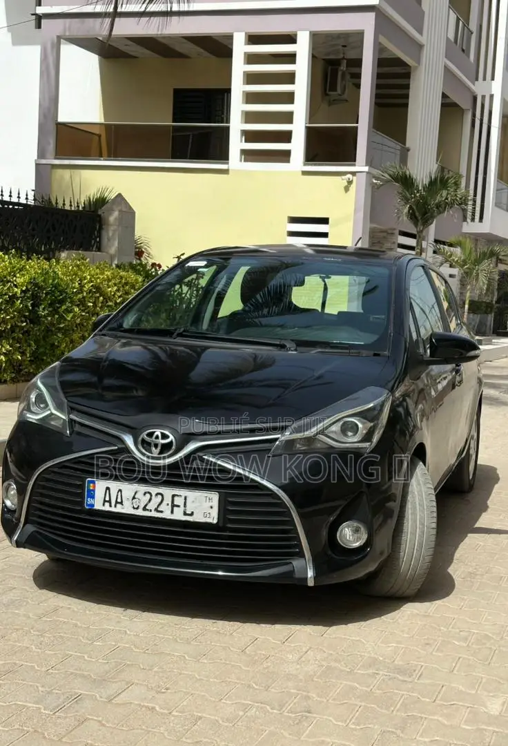 Toyota Yaris L Hatchback 3dr 2015 Noir