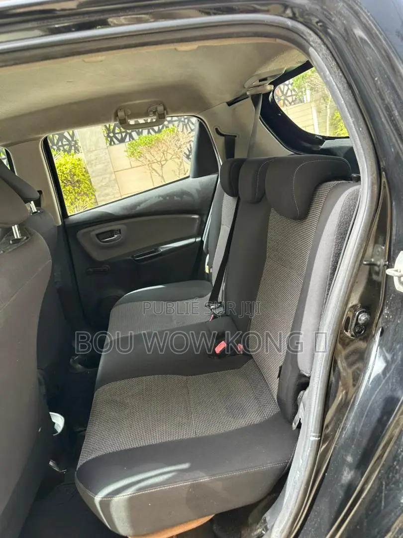 Toyota Yaris L Hatchback 3dr 2015 Noir