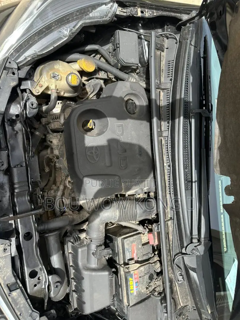 Toyota Yaris L Hatchback 3dr 2015 Noir