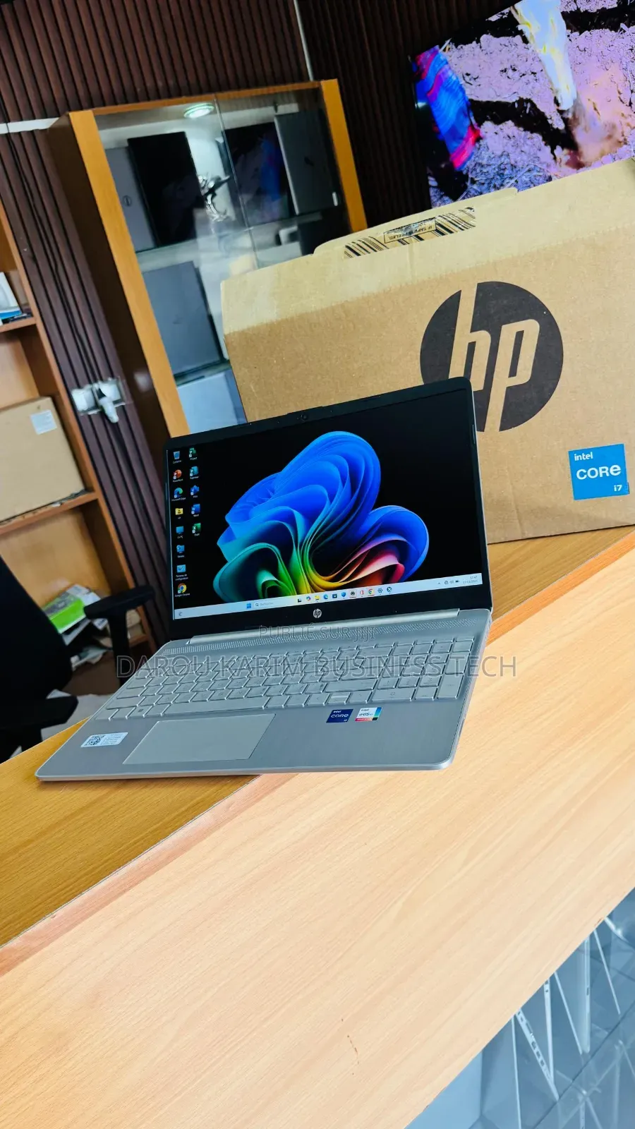 Nouveau Ordinateur portable HP 15S 16GB Intel Core i7 SSD 512GB