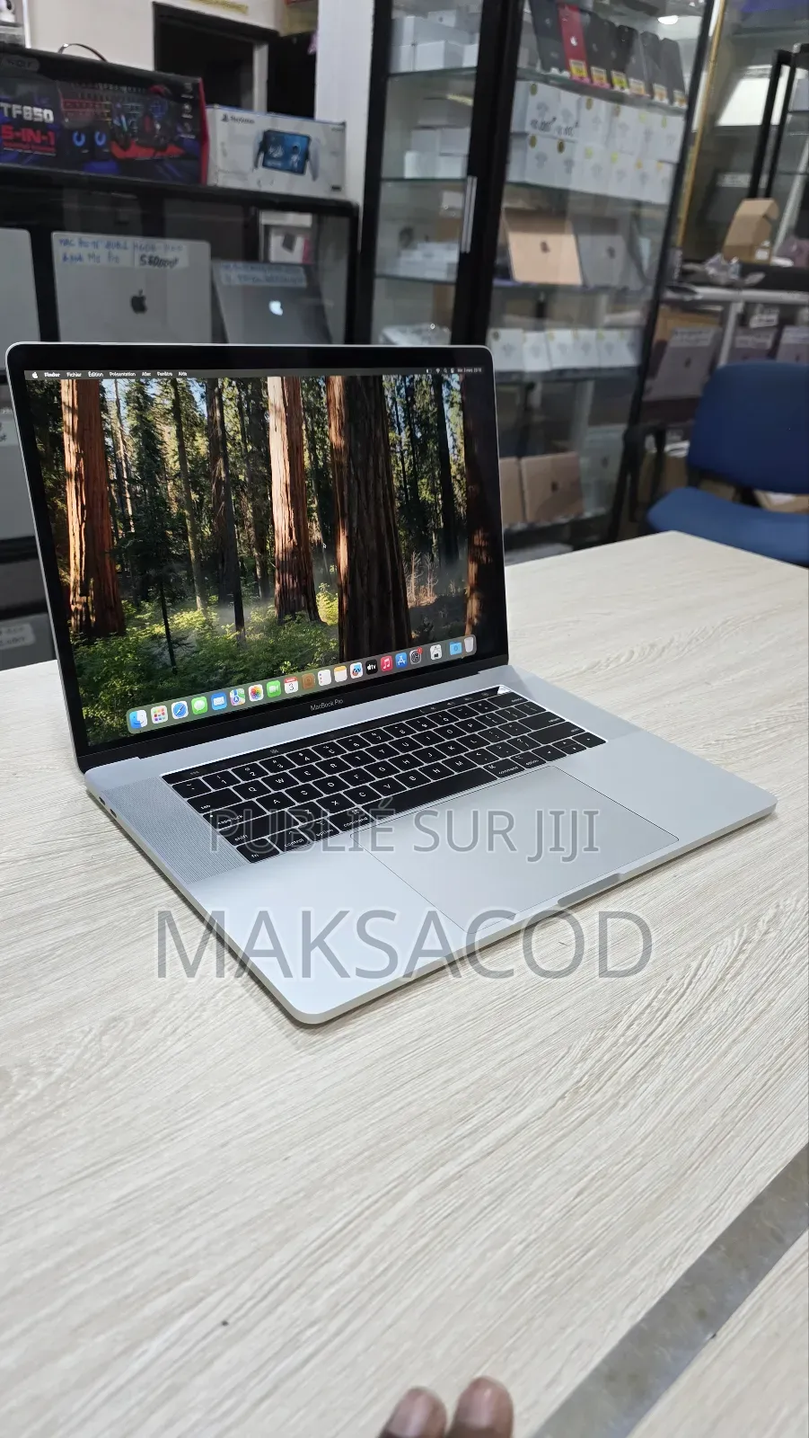 Ordinateur portable Apple MacBook Pro 2019 32GB Intel Core i9 SSD 256GB