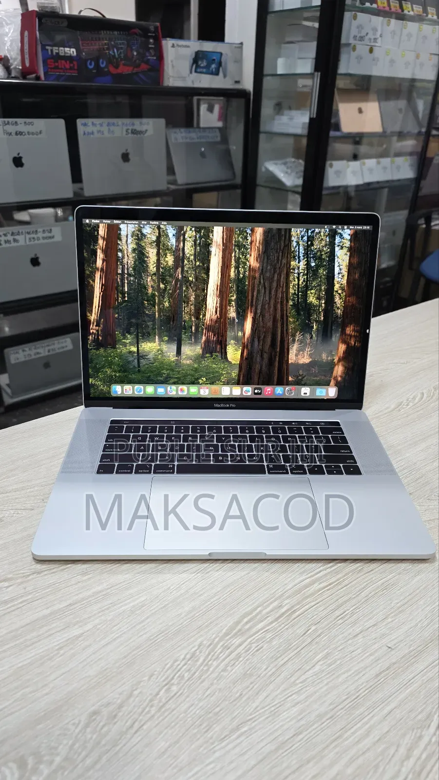 Ordinateur portable Apple MacBook Pro 2019 32GB Intel Core i9 SSD 256GB