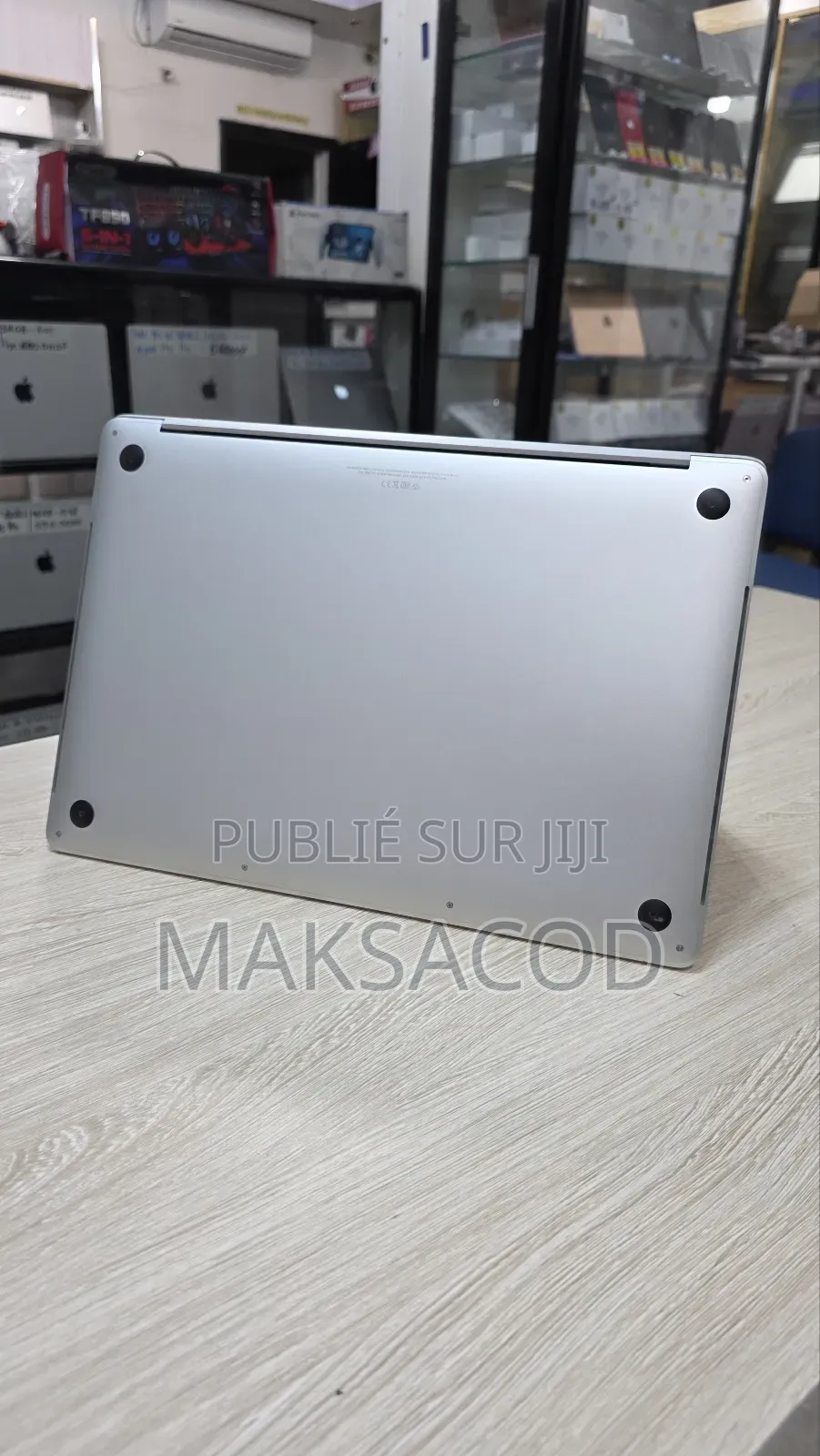 Ordinateur portable Apple MacBook Pro 2019 32GB Intel Core i9 SSD 256GB