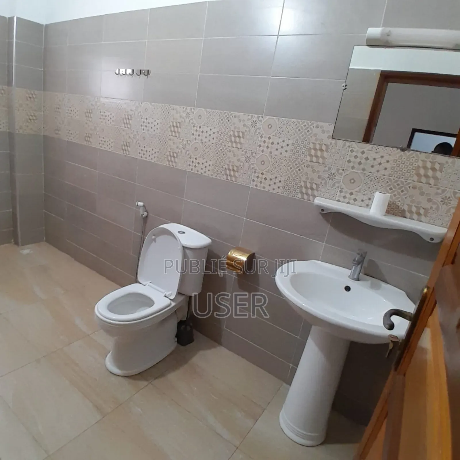 3chbre Appartement dans Cisco, Almadies à Vendre