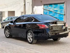 Nissan Altima 2016 Noir